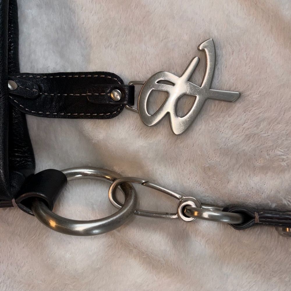 B makowsky Black Leather Crossbody Bag - Picture 4 of 9
